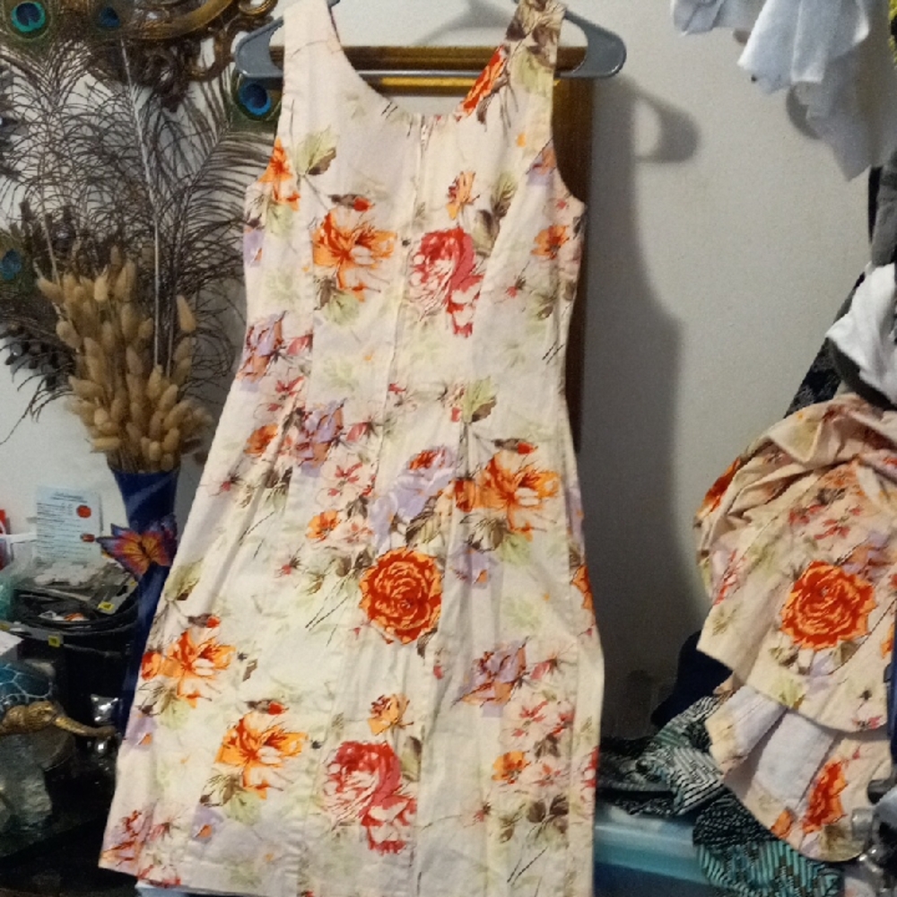 Sheri Martin Cream Floral Two-Piece with Orange Rose Accents - Picture 8 of 8